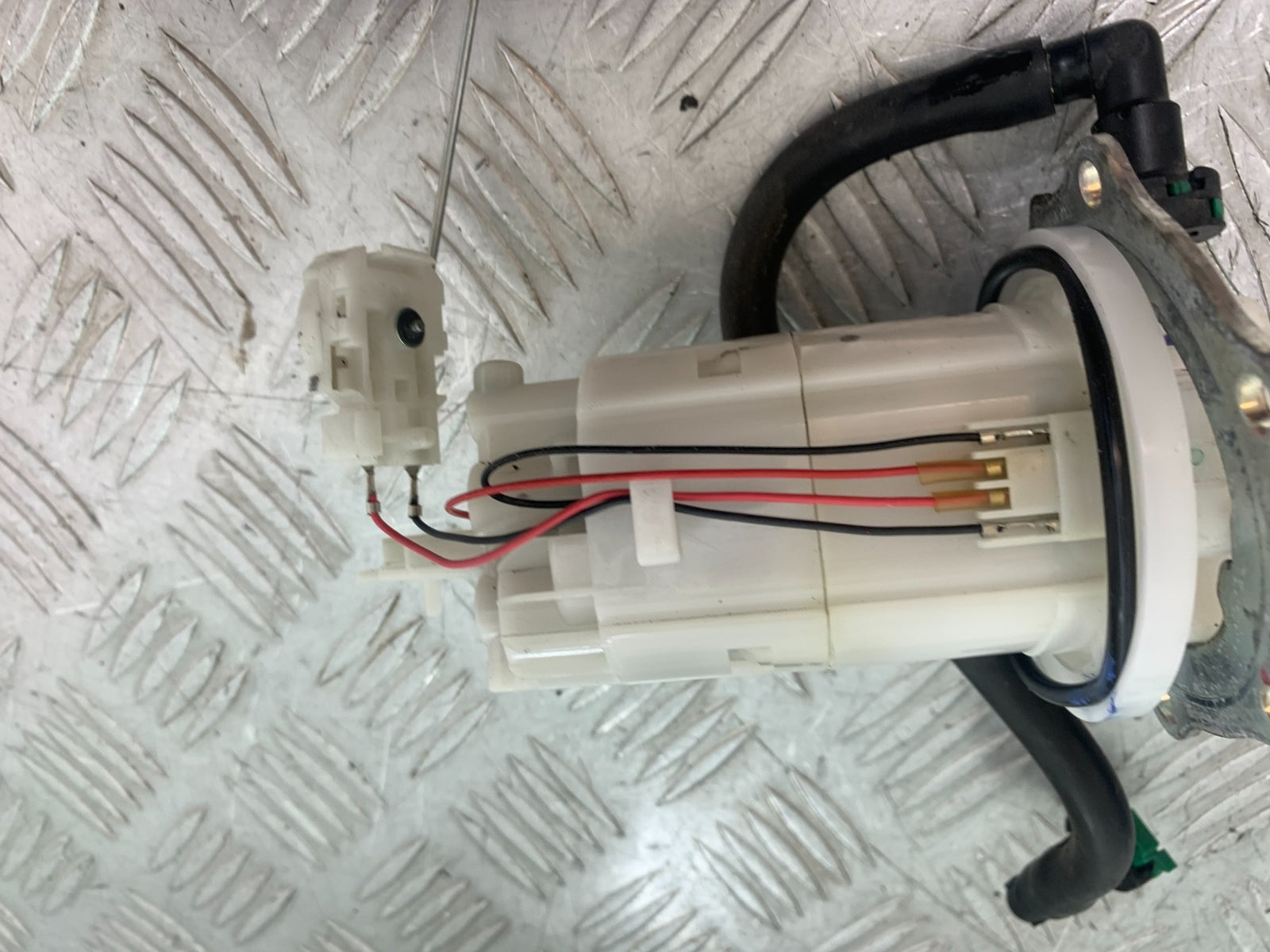 KAWASAKI Z125 Z 125 PETROL PUMP   YEAR  2018-2023 (CMB1167)