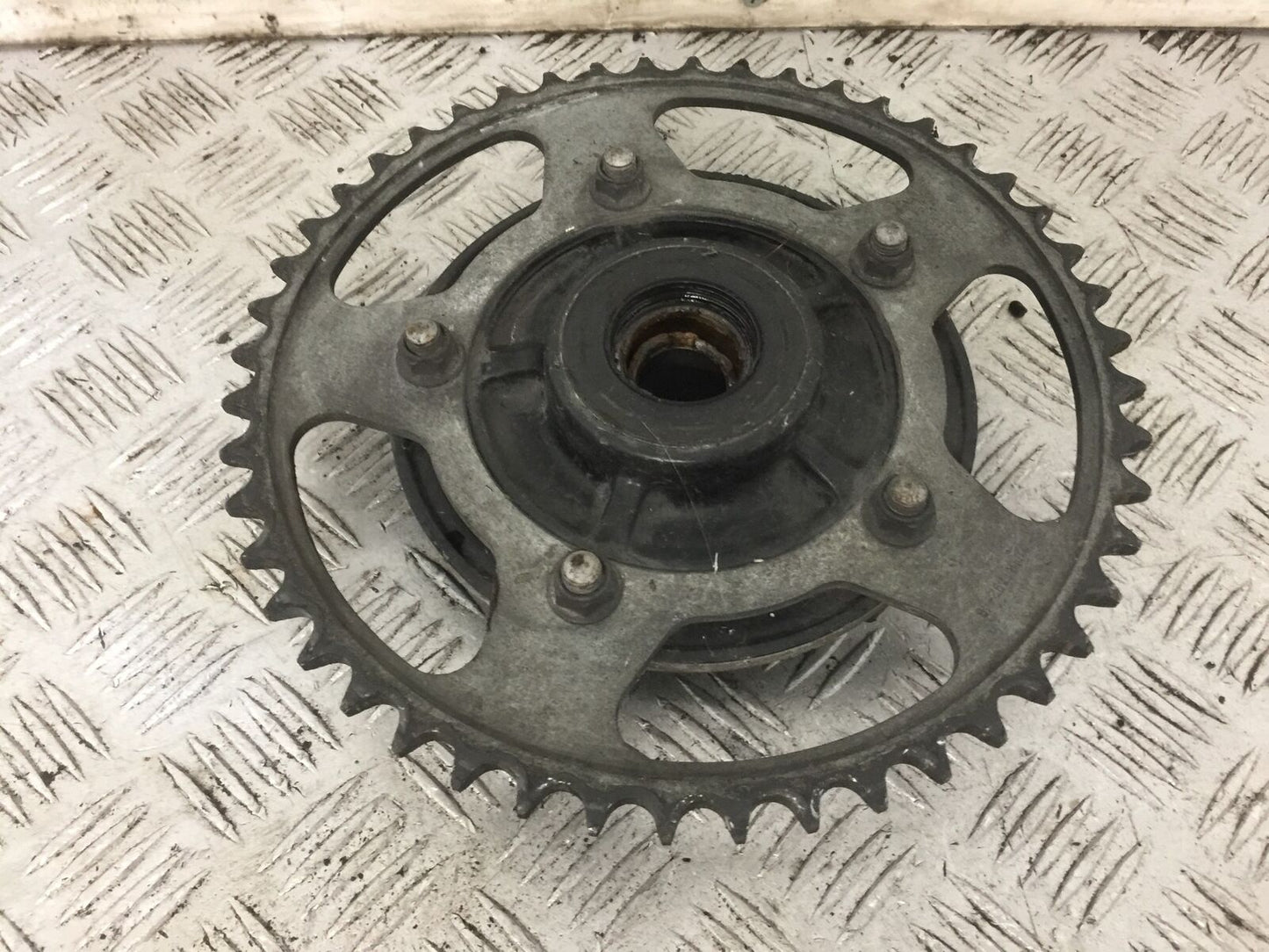 SUZUKI GSR600 GSR 600 SPROCKET CARRIER  YEAR 2006-2010 (STOCK 807)