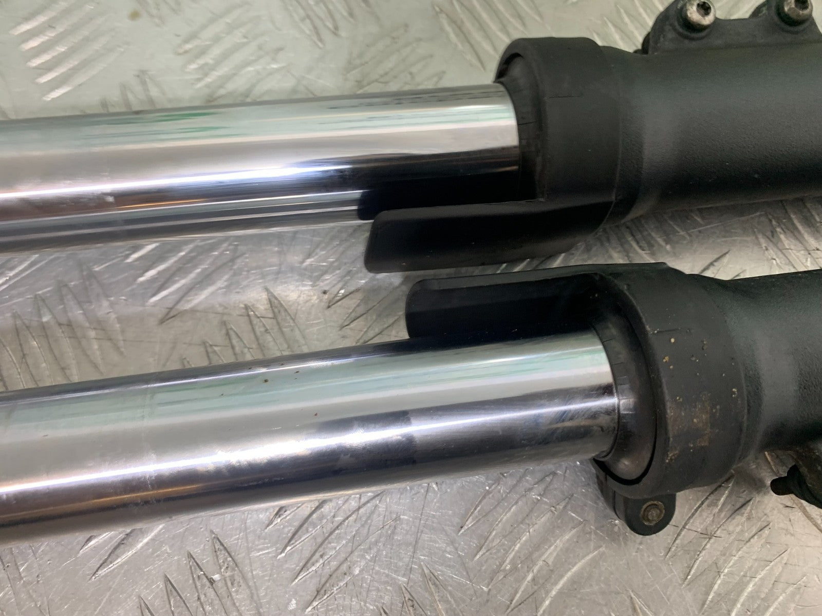 TRIUMPH 1050 SPRINT ST FORKS 2003-2011 (CMB1285)