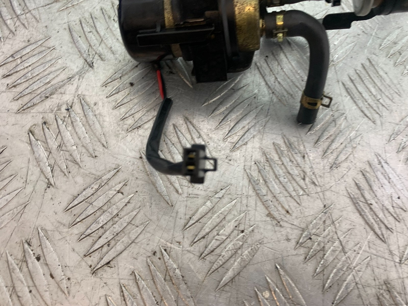 KAWASAKI ZZR1100 D PETROL PUMP YEAR 1993-2001 (CMB1289)