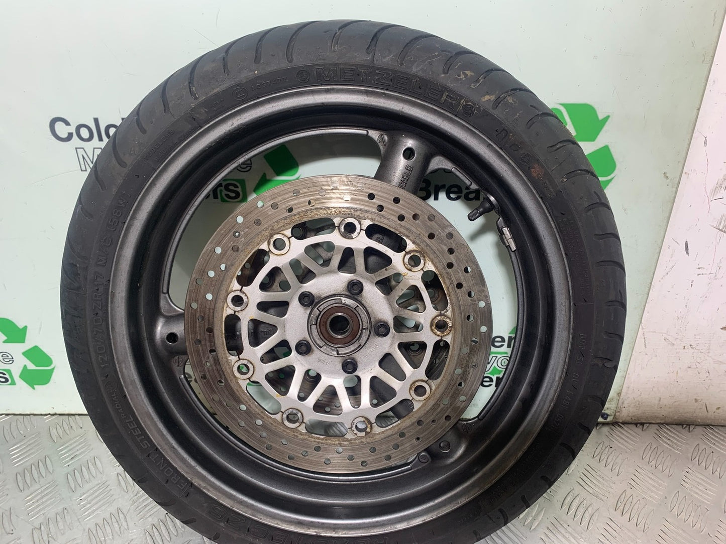 SUZUKI GSX750 INAZUMA FRONT WHEEL  YEAR 1998-2003 (CMB1308)