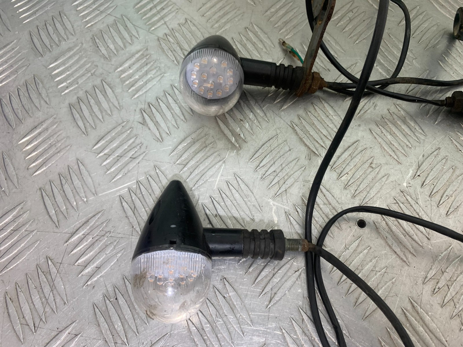 SINNIS HOODLUM 125 FRONT AND REAR INDICATORS   YEAR 2021-2025 (CMB1196)