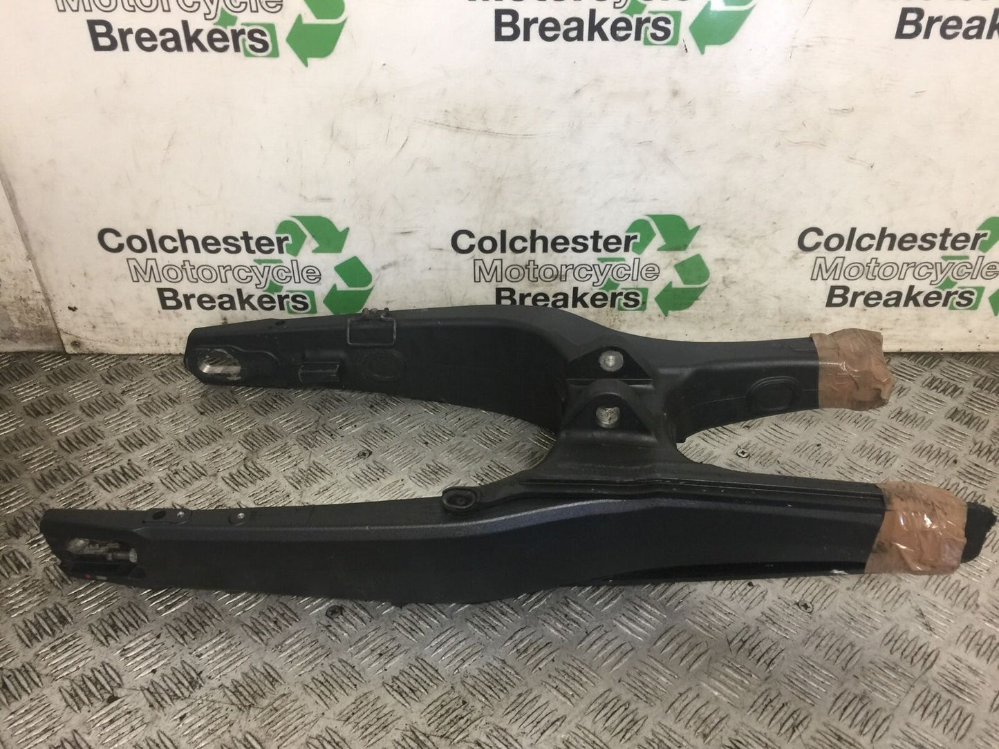 HONDA CRF1000 (DCT) AFRICA TWIN SWINGARM  2016-2019 (STOCK 724)