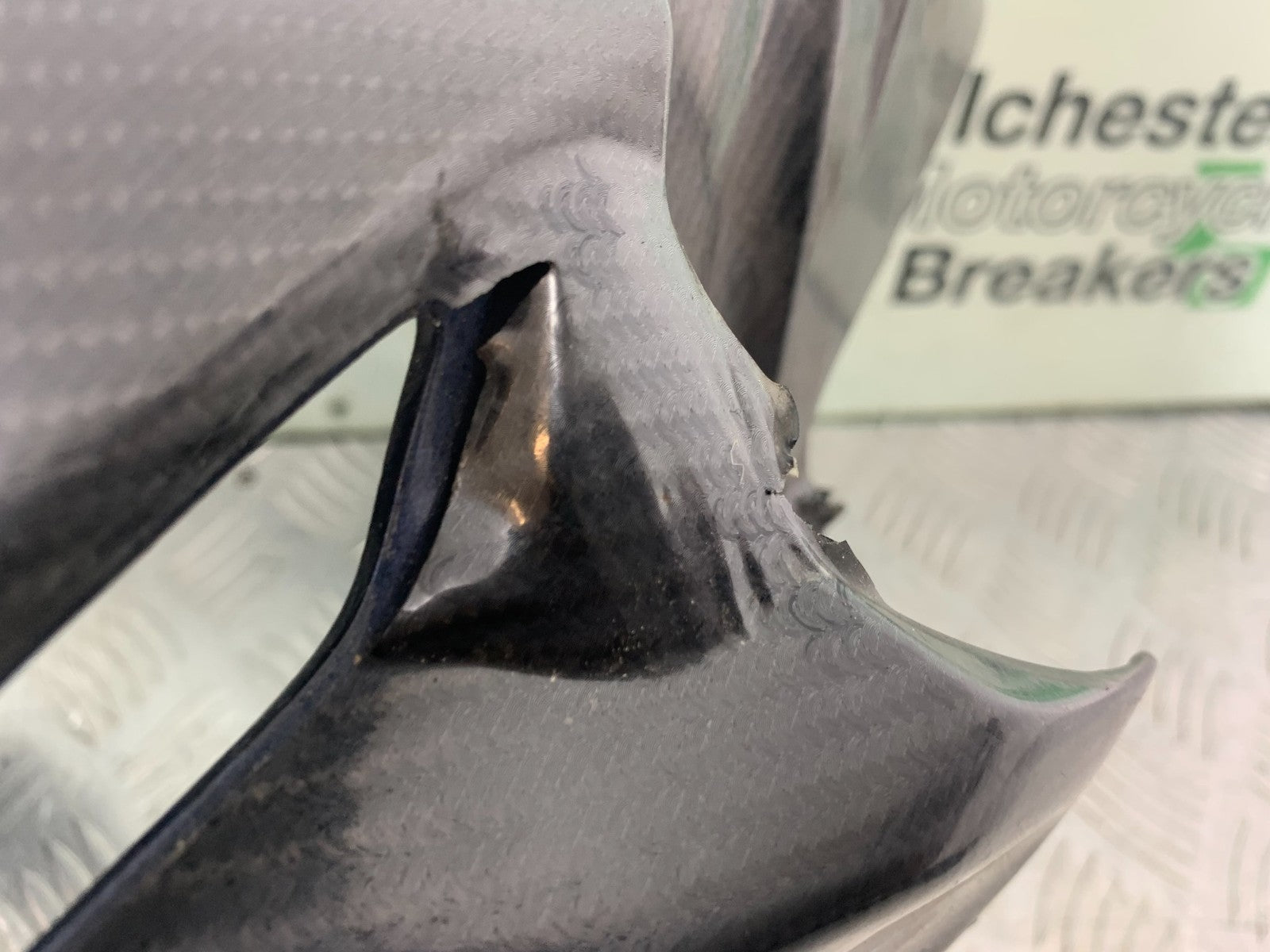 HONDA CBR1000 rr FIREBLADE FRONT MUDGUARD  YEAR 2006  (CMB1220)