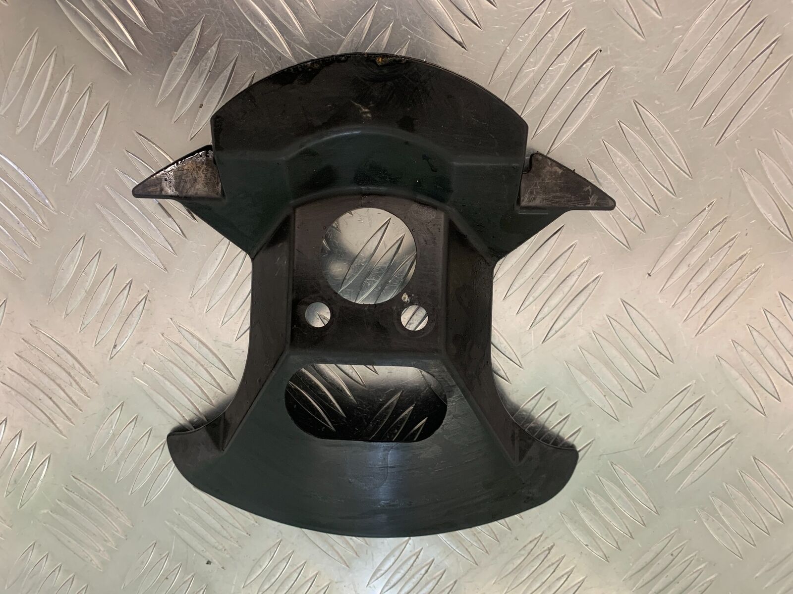 YAMAHA FJR1300 FJR 1300 YOKE INFILL COVER  YEAR 2001-05 (STOCK 946)