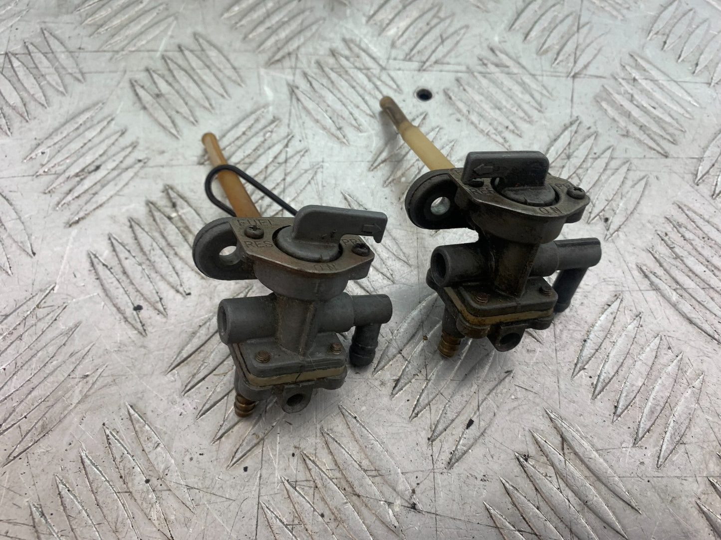 KAWASAKI GT550 GT 550 PETROL TAPS   YEAR 1989-1994