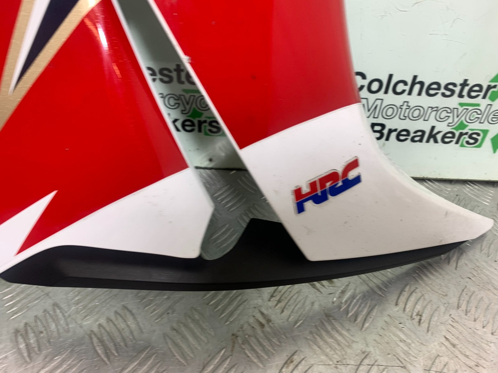 HONDA CBR1000 rr FIREBLADE RIGHT FAIRING PANEL   YEAR 2012-2016 (CMB1198)
