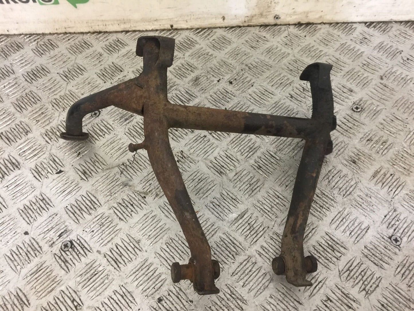 KAWASAKI Z750 ZR750 ZR-7S CENTER STAND YEAR 1999-05 (STOCK 707)
