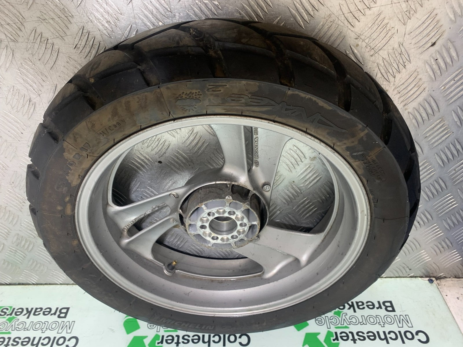 HONDA NTV 600 REVERE REAR WHEEL YEAR 1988-1996  (CMB1281)
