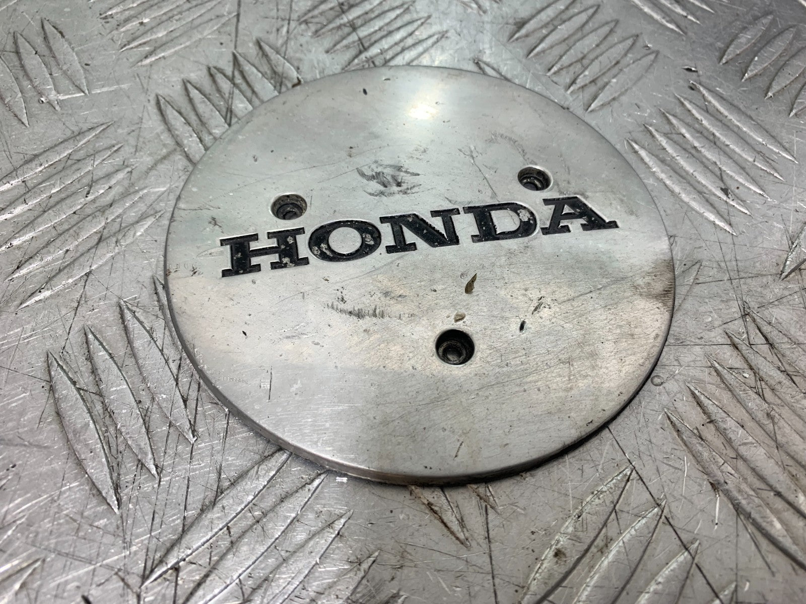 HONDA VT700 VT 700 SHADOW ENGINE COVER   YEAR 1984-85 (CMB1328)