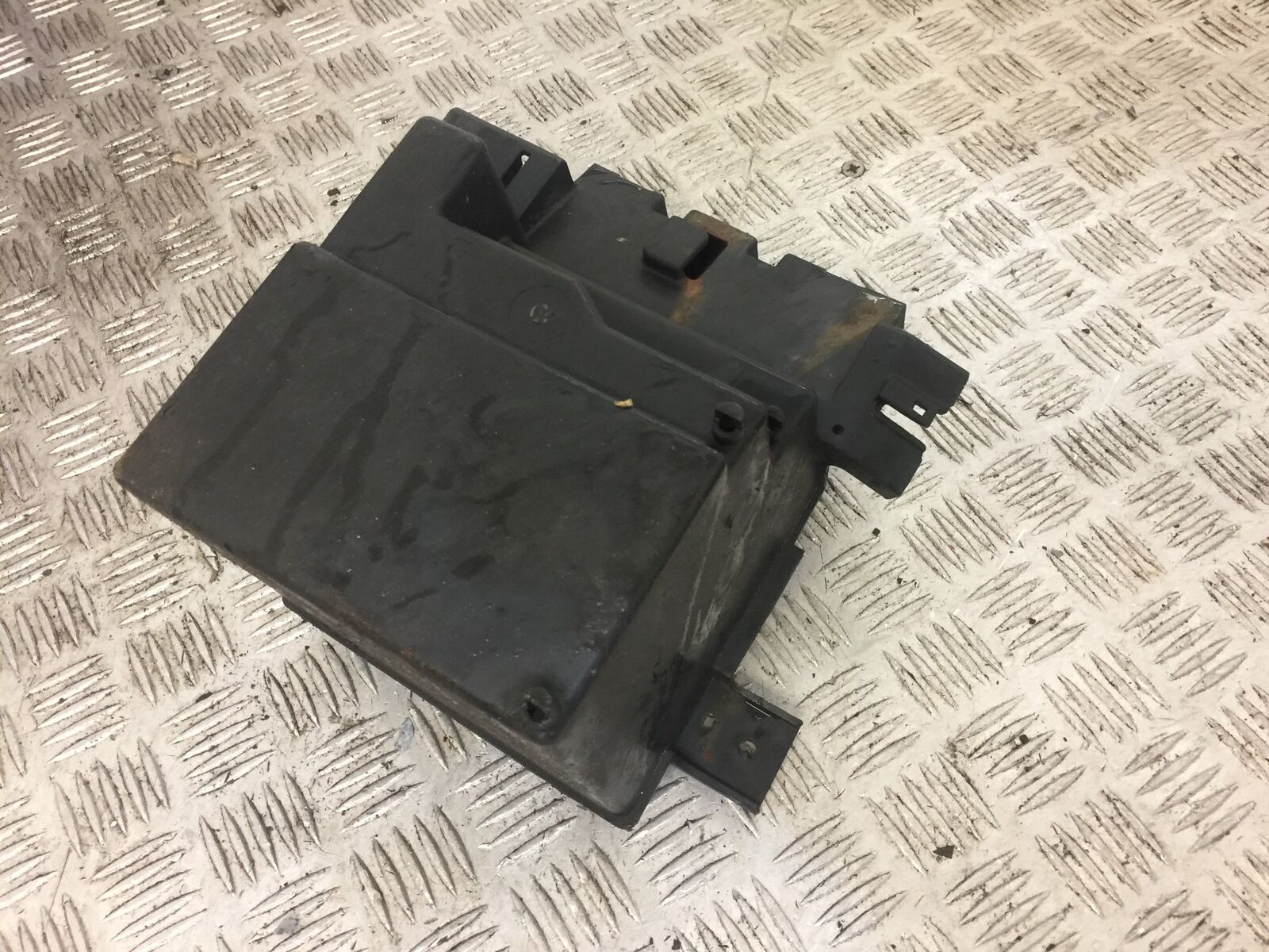 KAWASAKI VN900 VN 900 CUSTOM BATTERY BOX  YEAR 2010 (STOCK 664)