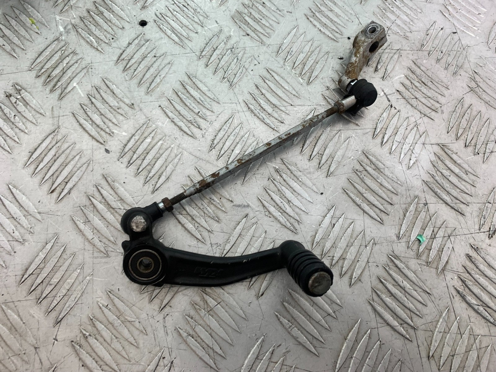 KTM RC125 RC 125 GEAR LEVER  2014 2017 (CMB1199)