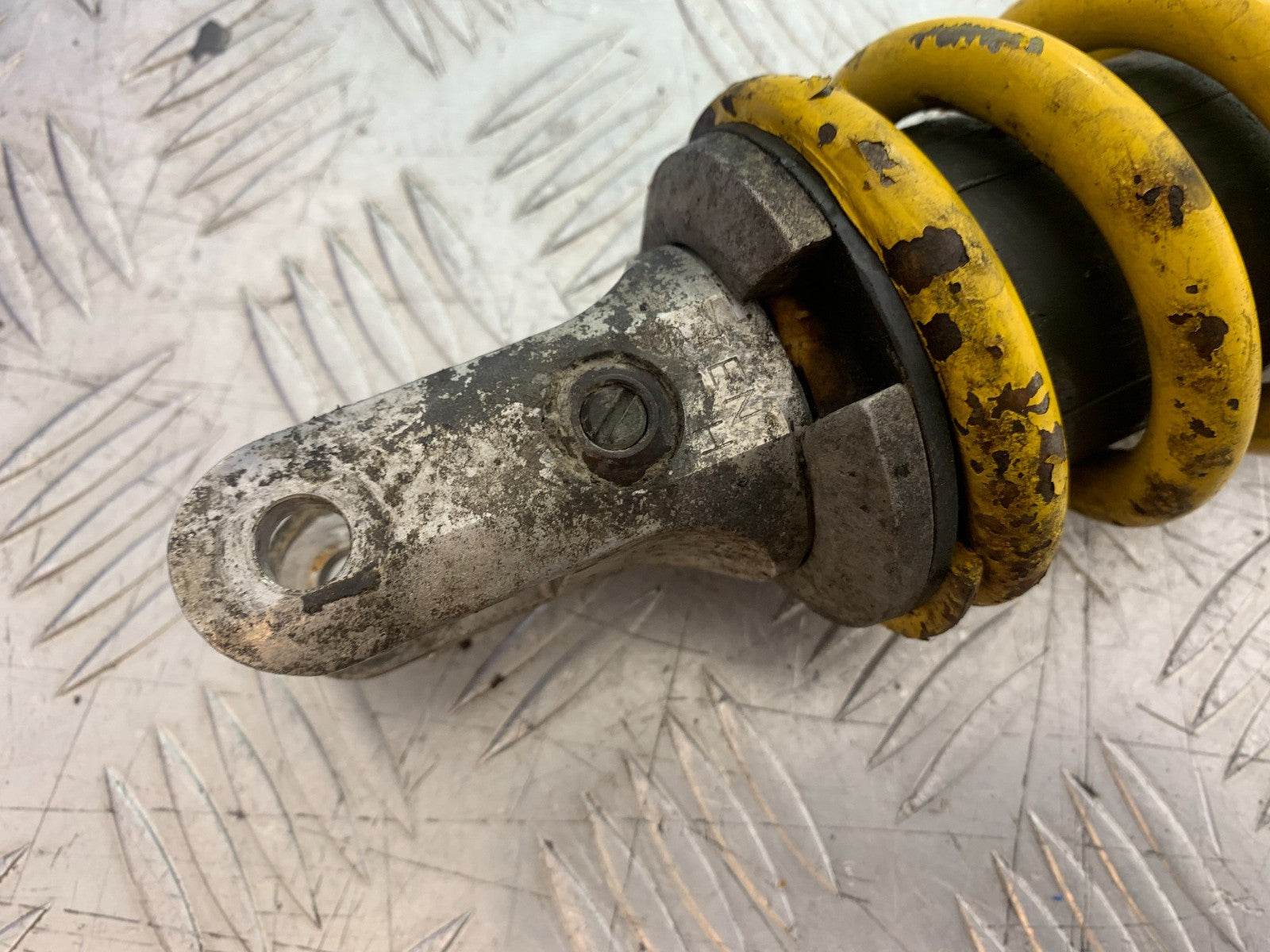 KAWASAKI ZX9R ZX9 C REAR SHOCK  YEAR 1998-99 (CMB1213)