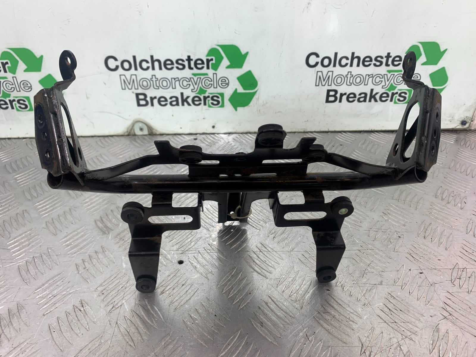 YAMAHA XJ6 XJ6-S FAIRING BRACKET YEAR 2009-2015  (CMB1212)
