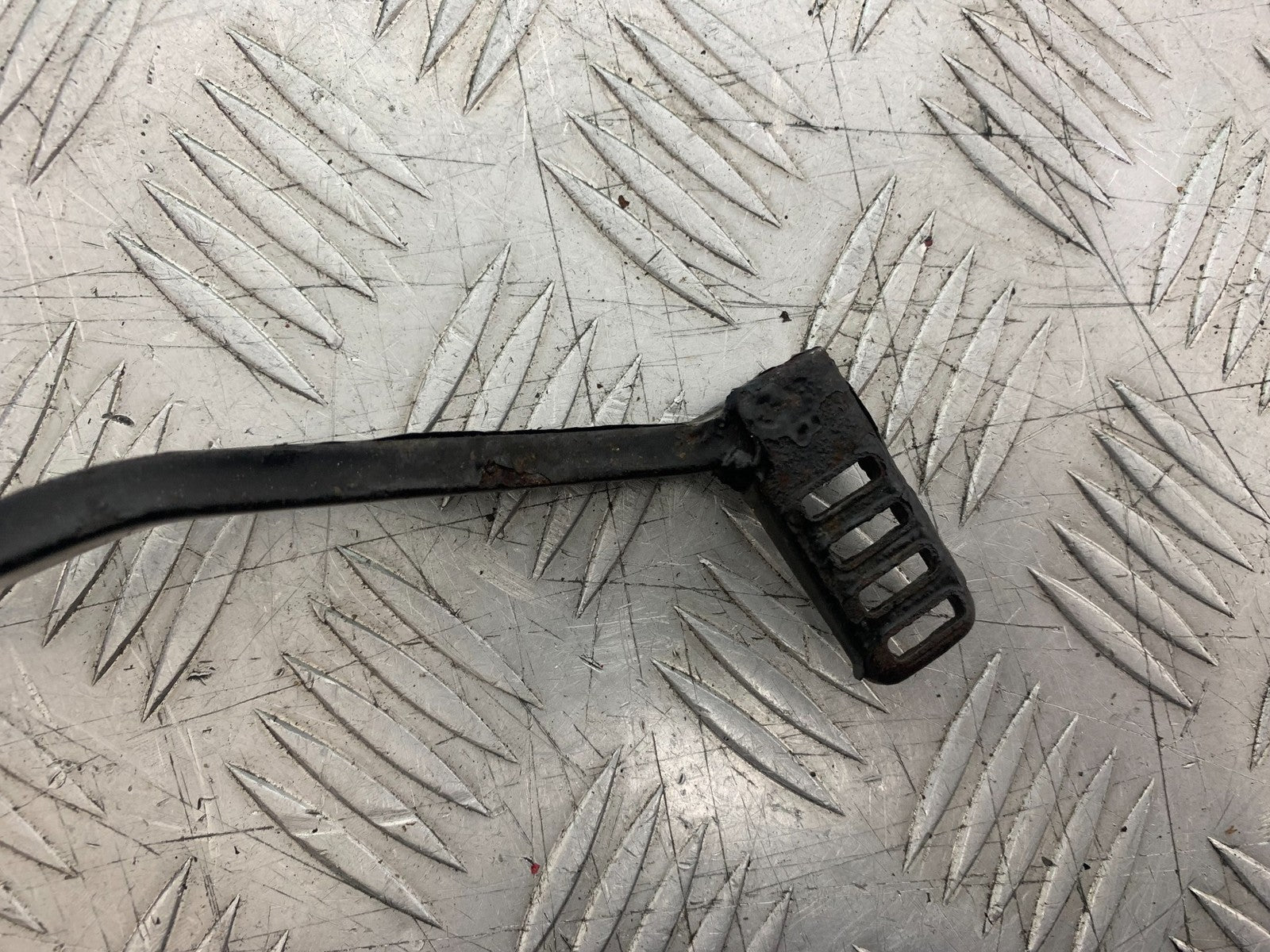 HONDA XL125 VARADERO REAR BRAKE PEDAL  YEAR 2001-2006  (CMB1210)