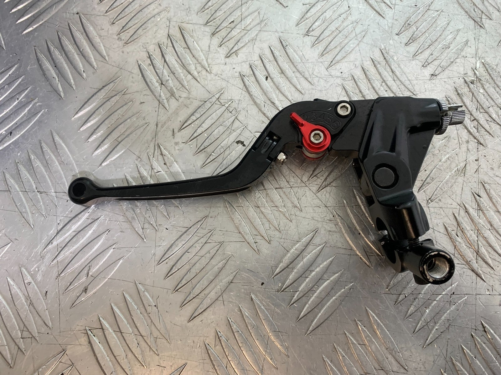 TRIUMPH TRIDENT 660 CLUTCH LEVER AND BRACKET  YEAR 2021-2024 (CMB1295)