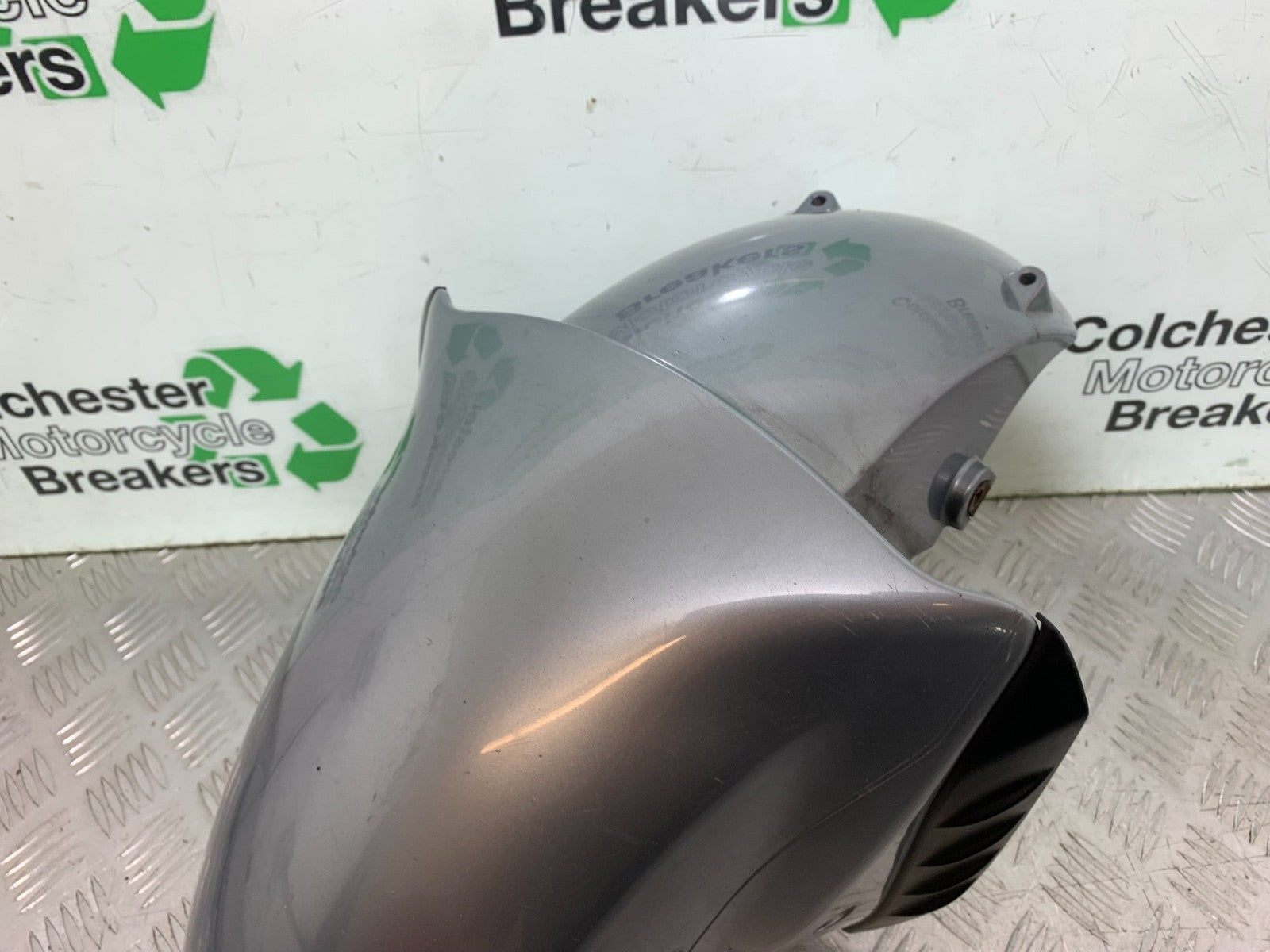 KAWASAKI GTR1400 GTR 1400 FRONT MUDGUARD YEAR 2007-2009 (CMB1306)