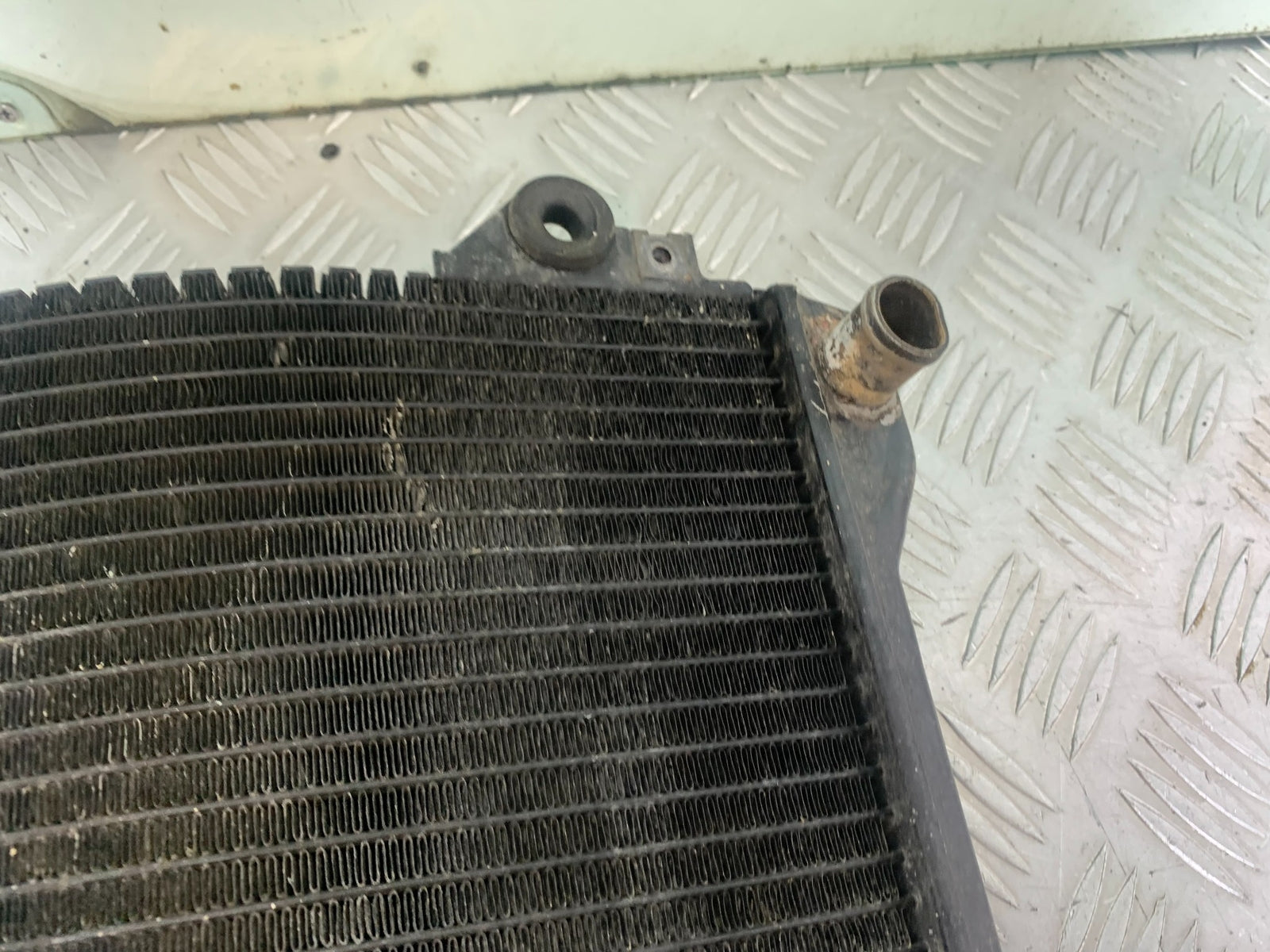 KAWASAKI ZZR1100 D RADIATOR  YEAR 1993-2001 (CMB1164)