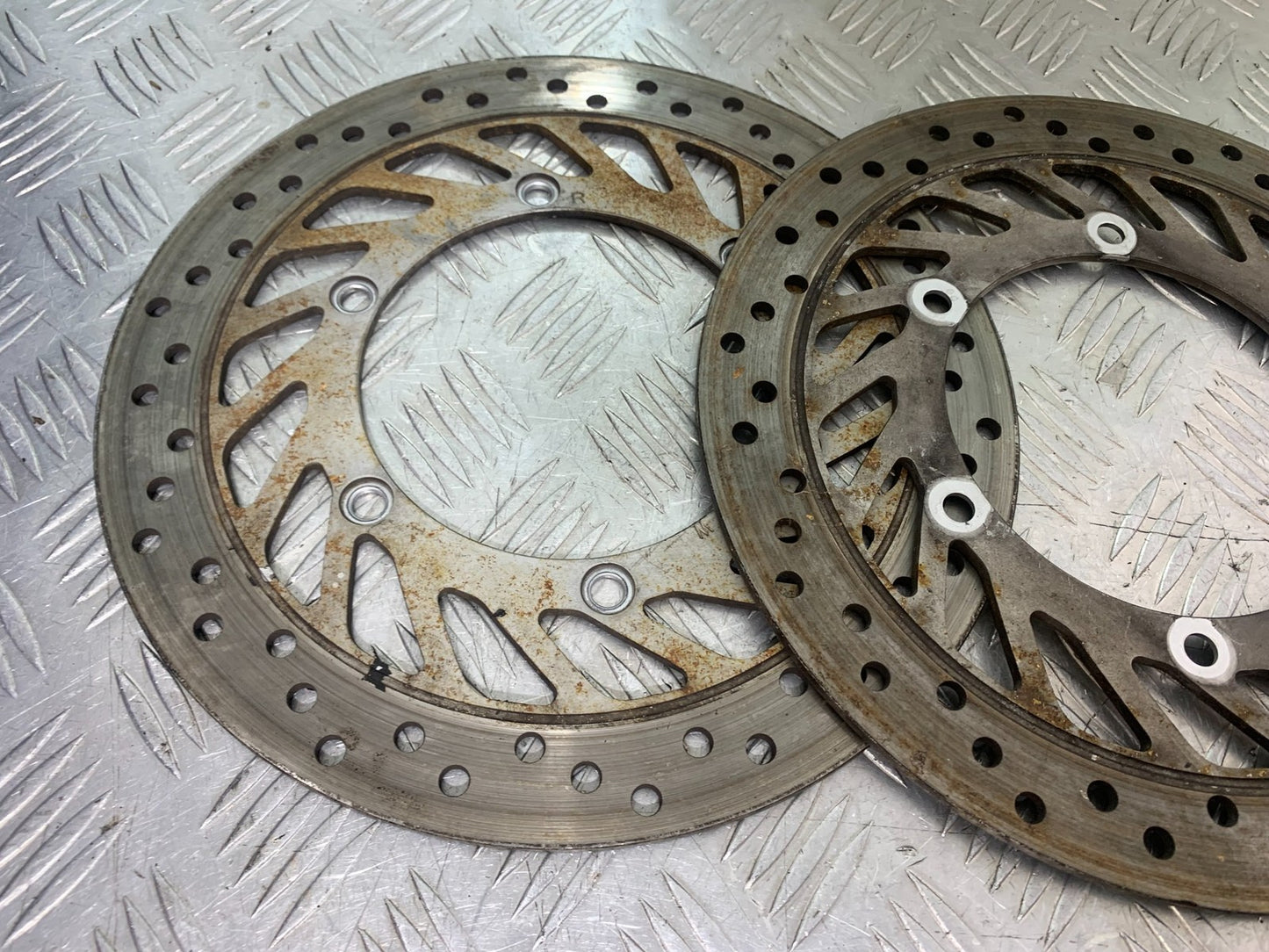 HONDA ST1100 PAN EUROPEAN FRONT BRAKE DISCS  YEAR 1993-2001 (CMB1195)
