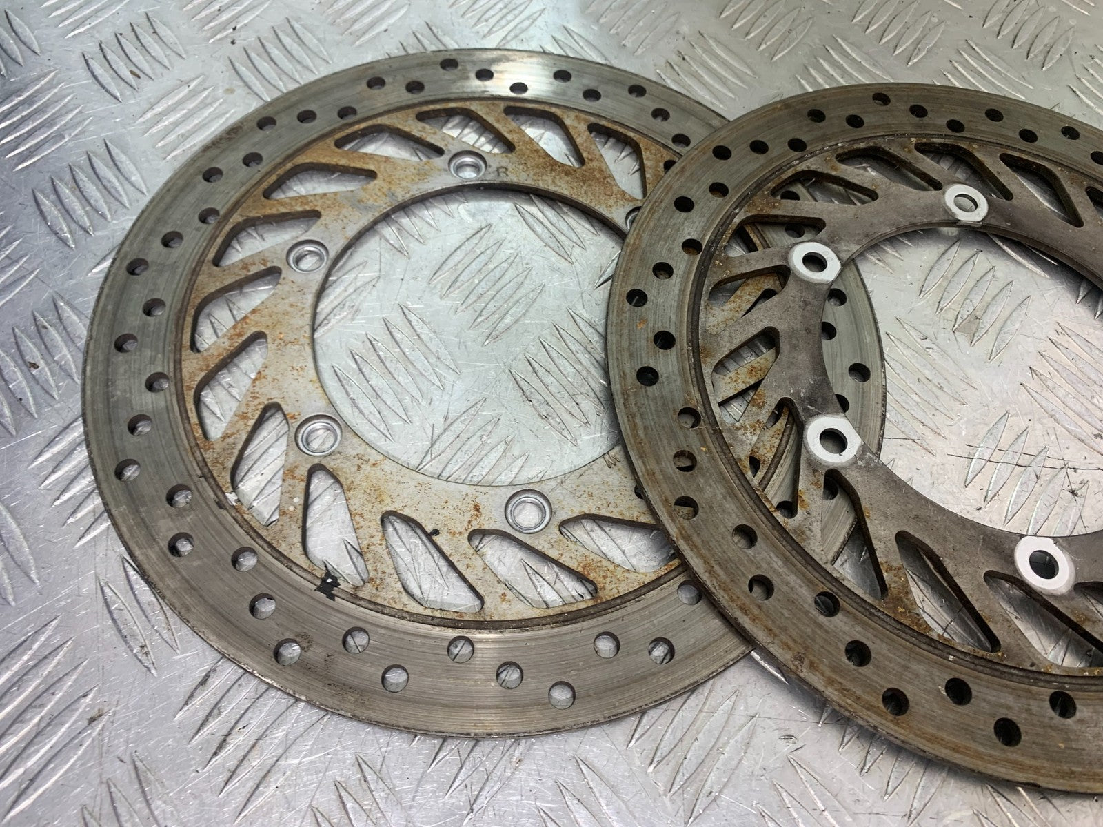 HONDA ST1100 PAN EUROPEAN FRONT BRAKE DISCS  YEAR 1993-2001 (CMB1195)