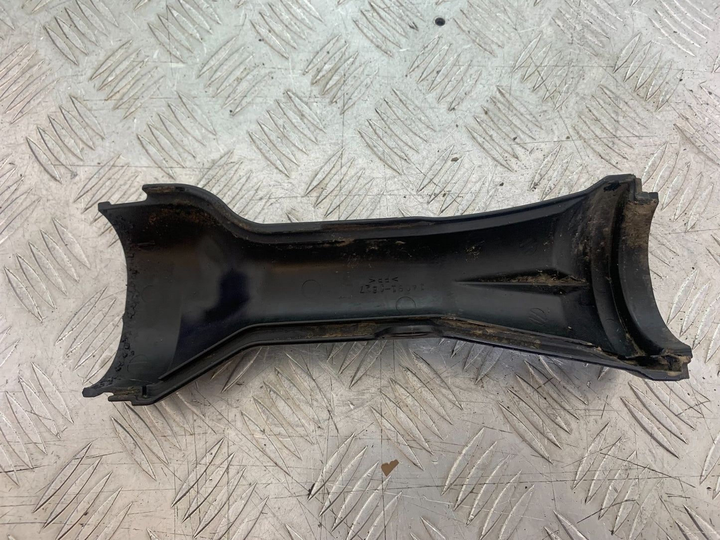 KAWASAKI GTR1400 GTR 1400 SWINGARM INFILL COVER   YEAR 2007-2009 (CMB1174)