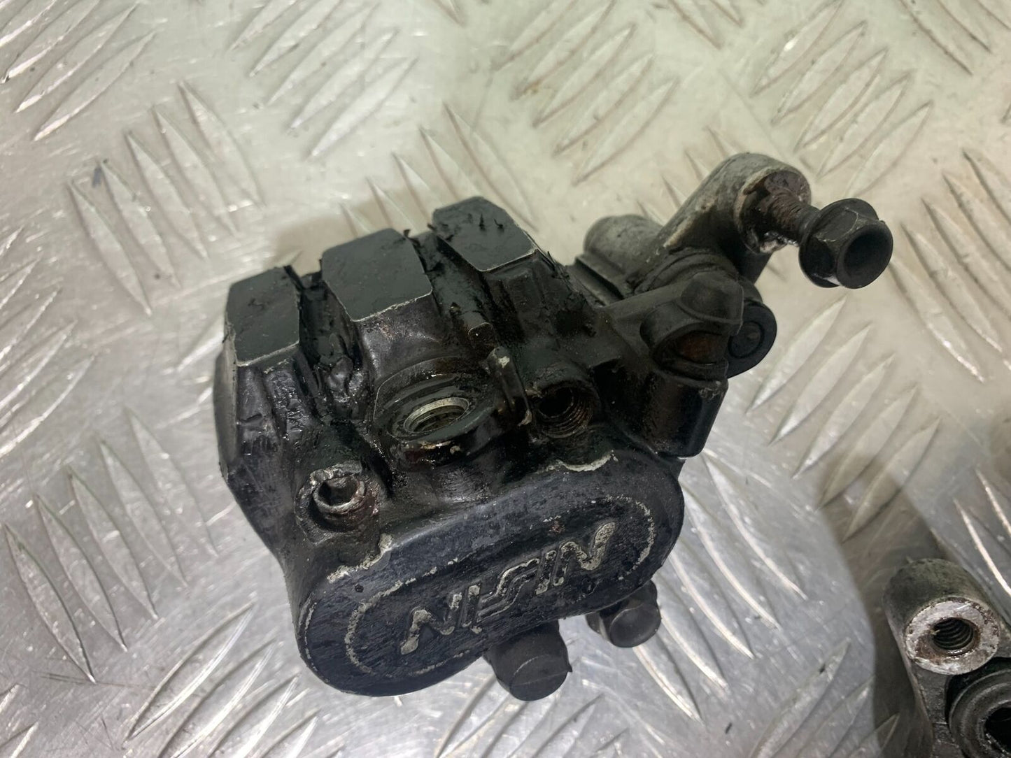 HONDA CBR600 CBR 600 F2 FRONT BRAKE CALIPERS  YEAR 1991-1994(CMB1133)