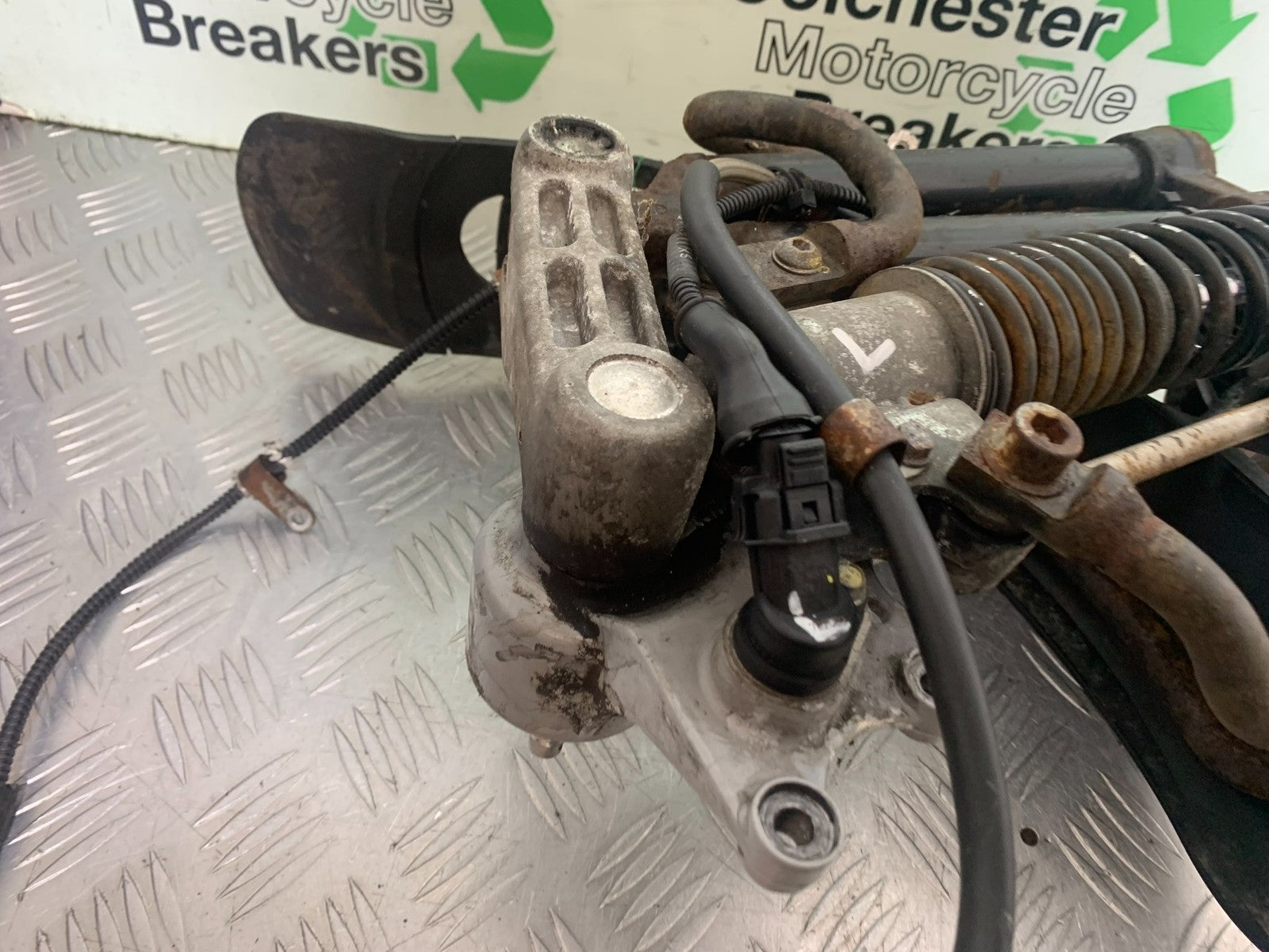 PIAGGIO MP3 250 ie LEFT FORK AND SHOCK  YEAR 2007 (CMB1307)