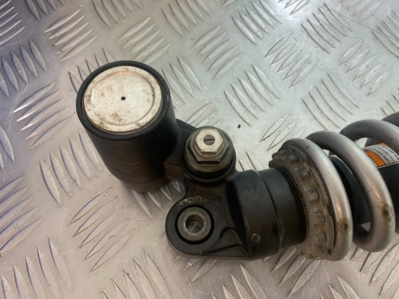 KAWASAKI ZX6R REAR SHOCK  YEAR 2009-2012 (CMB1136)