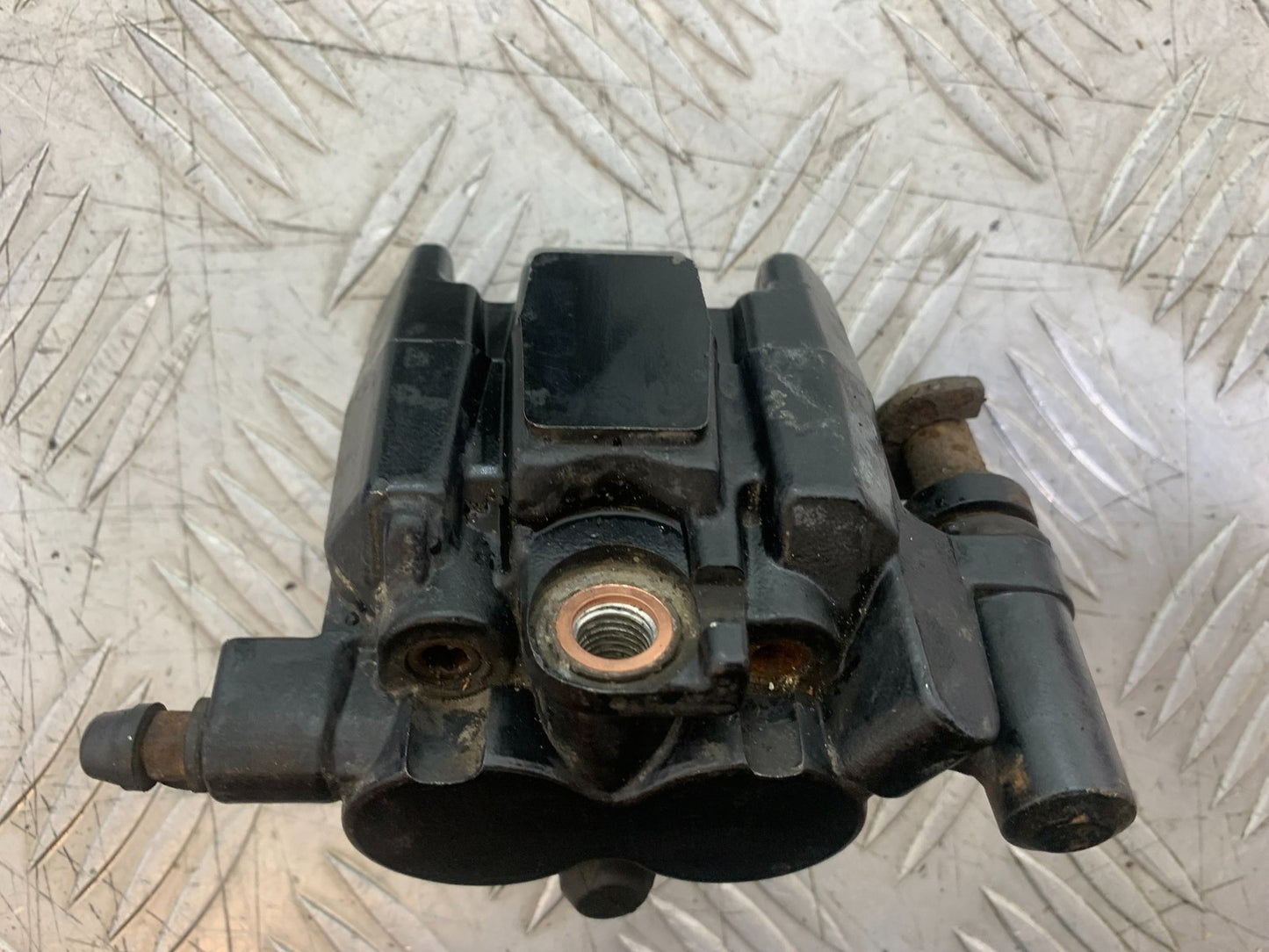 SINNIS HOODLUM 125 REAR CALIPER  YEAR 2021-2025 (CMB1196)