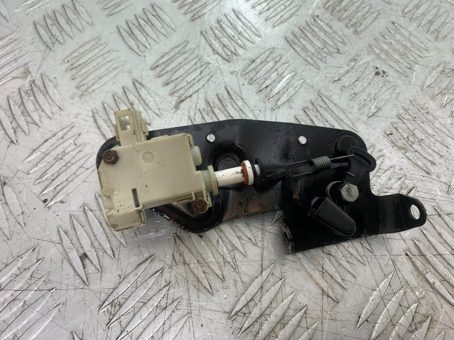 PIAGGIO VESPA GTS 125 SEAT CATCH   YEAR 2009-2014  (CMB1261)
