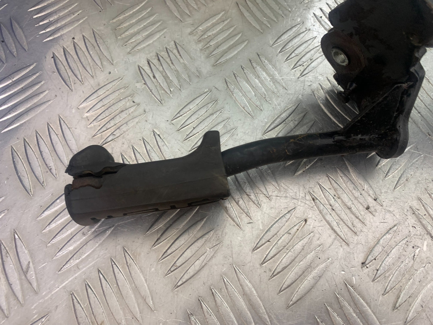 YAMAHA YBR125 YBR 125 FRONT FOOTREAR BAR YEAR 2010-2017 (CMB1163)