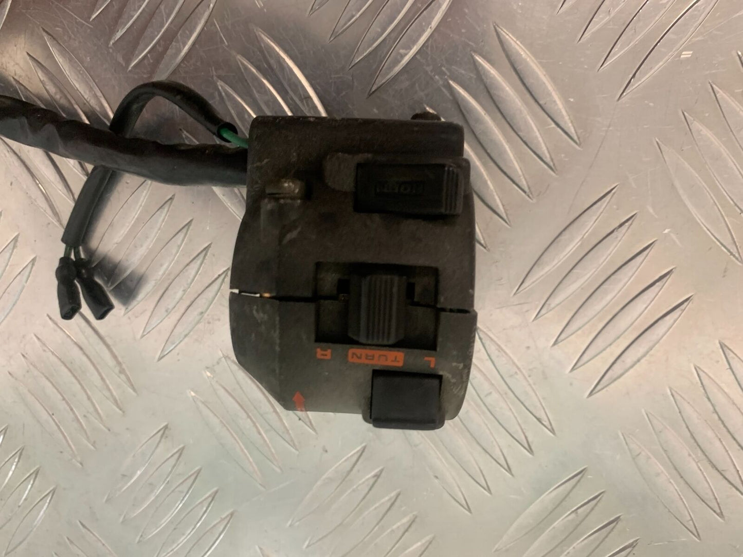 HONDA CB350 S CB 350 S LEFT SWITCH GEAR  YEAR 1986-1990 (STOCK 948)