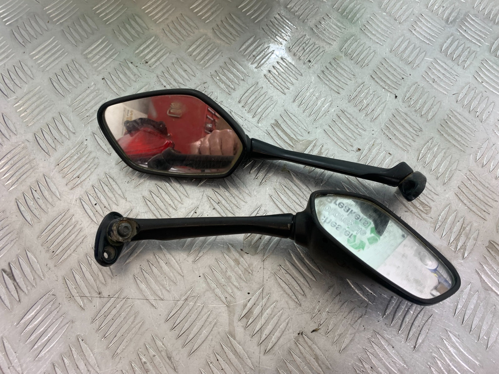 HONDA CBR500R CBR 500 R LEFT AND RIGHT MIRRORS  YEAR 2012-16 (CMB1151)