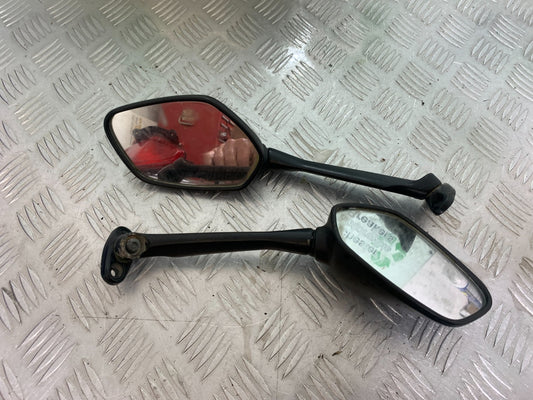 HONDA CBR500R CBR 500 R LEFT AND RIGHT MIRRORS  YEAR 2012-16 (CMB1151)