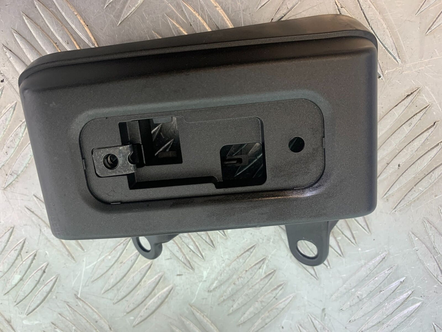 YAMAHA XSR900 XSR 900 INFILL COVER  YEAR 2021-2022 (CMB1073)