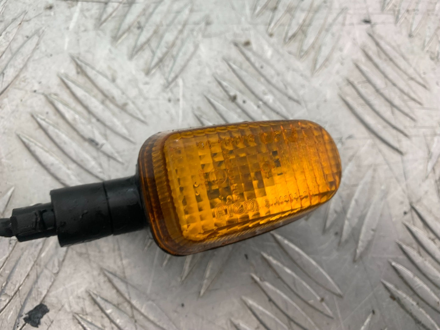 ROYAL ENFIELD HIMALAYAN 411 FRONT RIGHT INDCIATOR YEAR 2018-2023 (CMB1279)