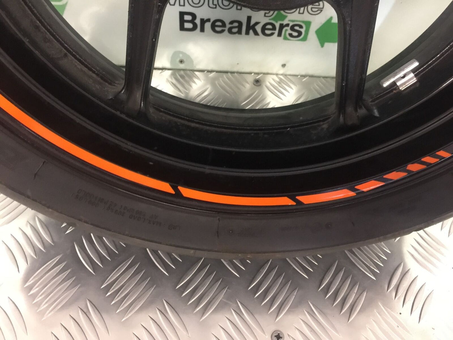 KAWASAKI VERSYS 1000 KLZ 1000 REAR WHEEL YEAR  2015-2018 (STOCK 912)
