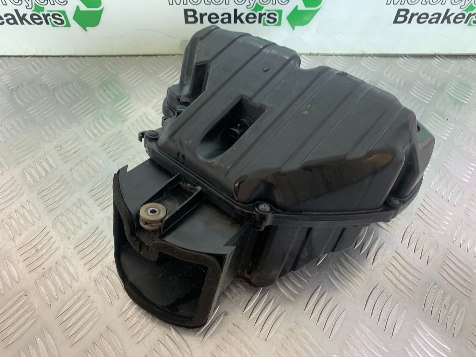 KAWASAKI ZX6R ZX6 R AIR BOX  YEAR 2007 2008 (CMB1002)