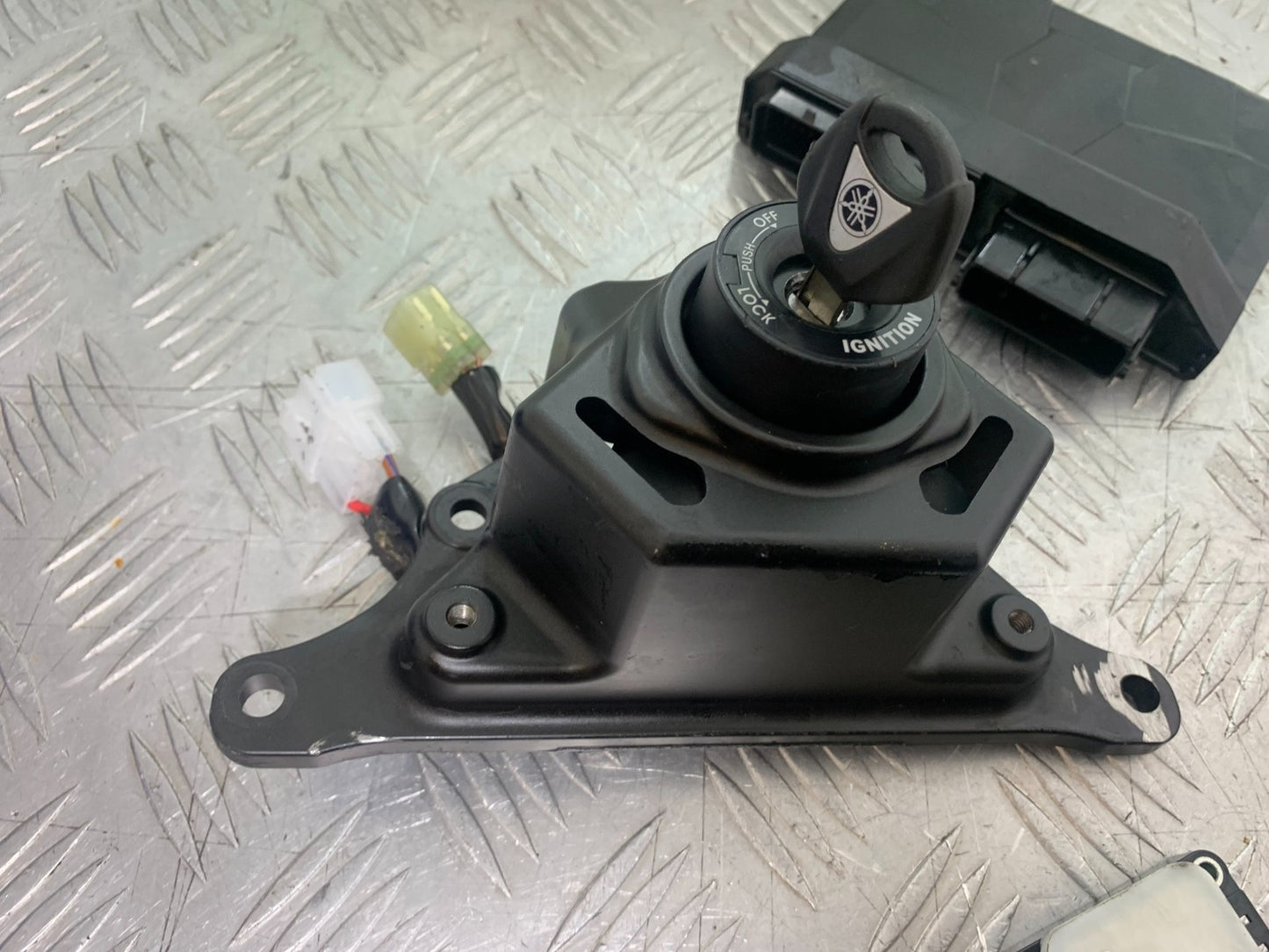 YAMAHA XSR900 XSR 900 ECU LOCKS KEY  YEAR 2022-2024 (CMB1215)