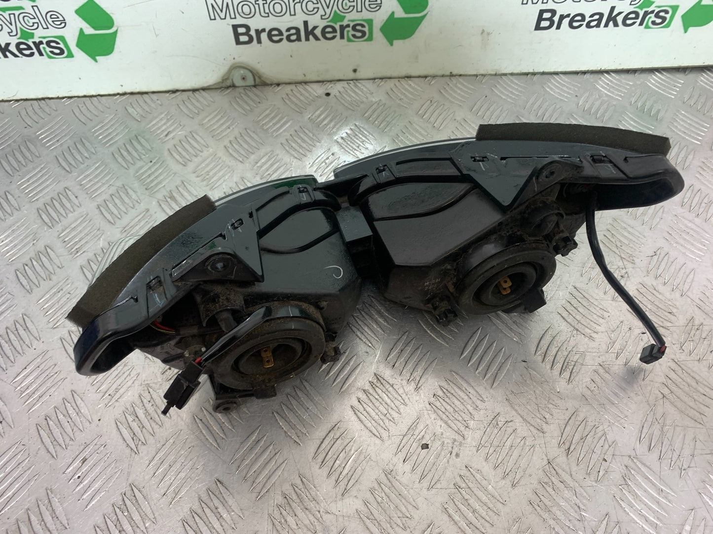 KAWASAKI Z1000 SX HEADLIGHT YEAR 2014-16 (CMB1264)