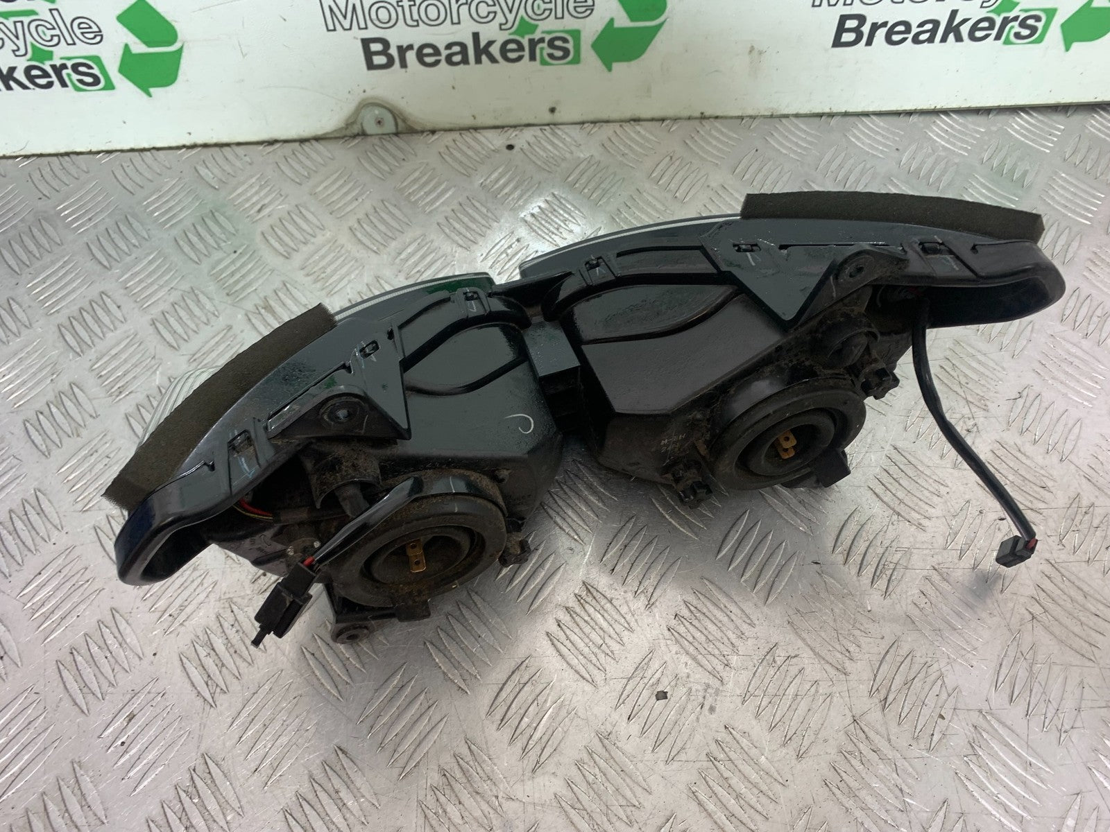 KAWASAKI Z1000 SX HEADLIGHT YEAR 2014-16 (CMB1264)