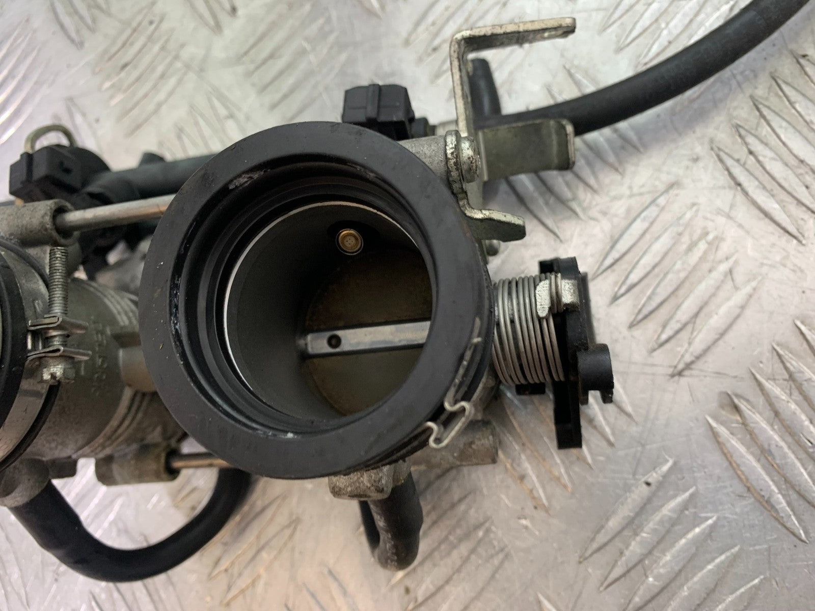 BMW F800 GT THROTTLE BODIES  YEAR 2013-2017 (CMB1248)