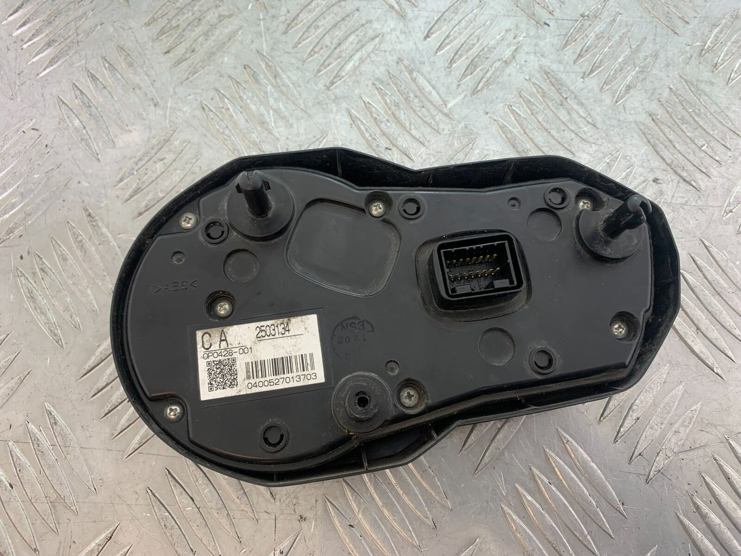 TRIUMPH TIGER 800 ECU CLOCKS SPEEDO DASH   YEAR 2011-2013  (CMB1113)