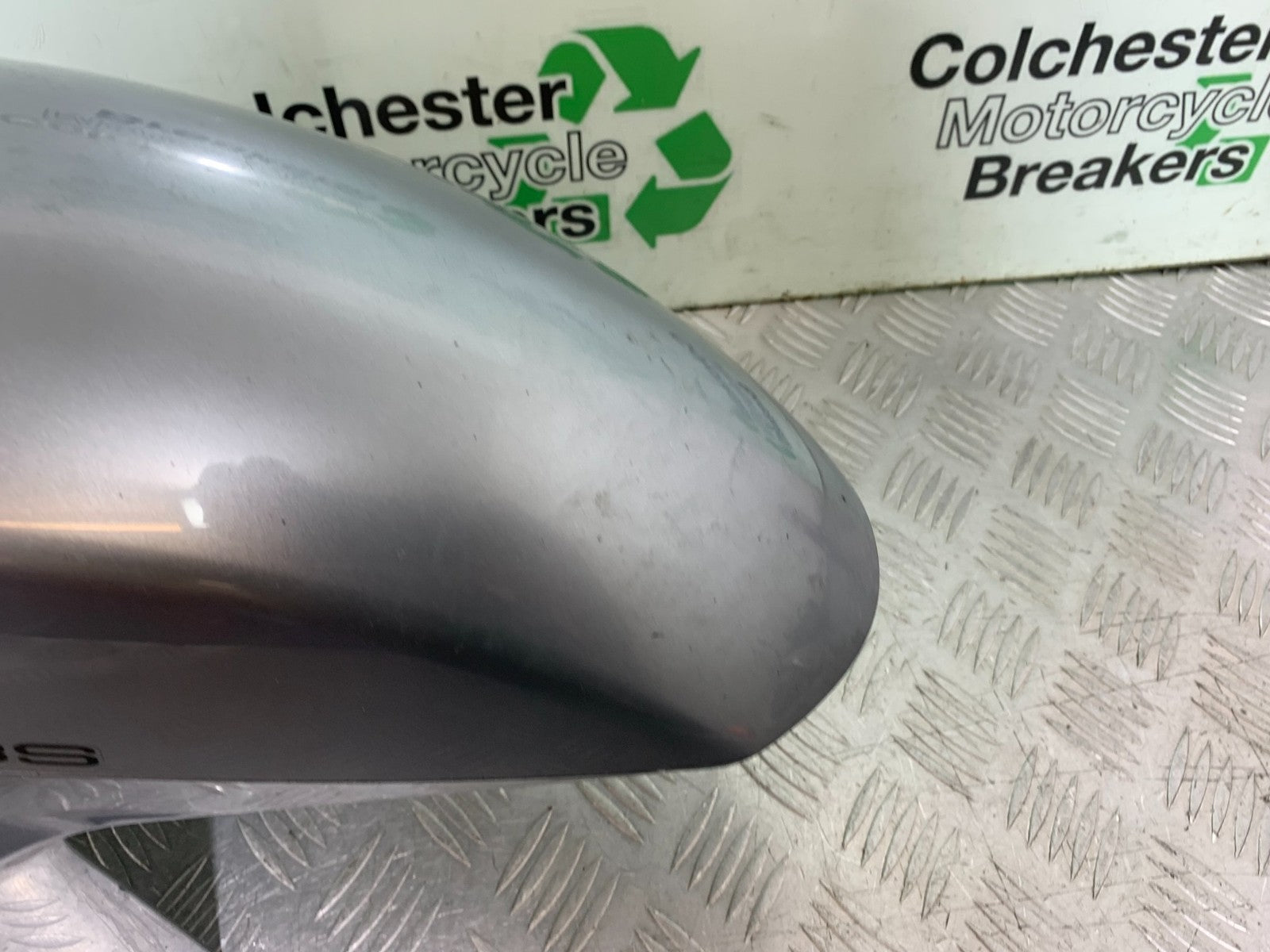 KAWASAKI GTR1400 GTR 1400 FRONT MUDGUARD YEAR 2007-2009 (CMB1306)