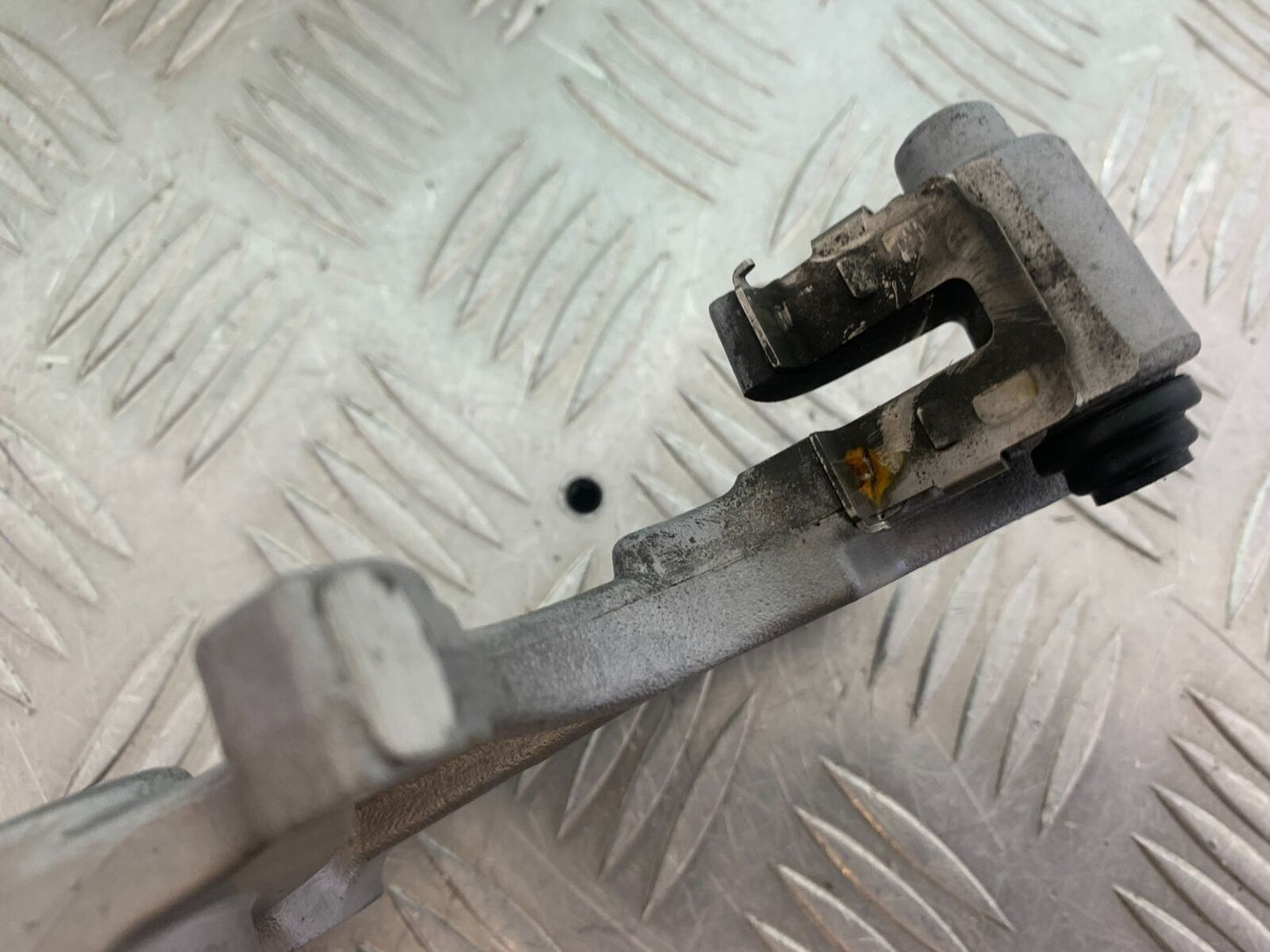 YAMAHA XSR900 XSR 900 REAR CALIPER BRACKET  YEAR 2021-2022 (CMB1073)