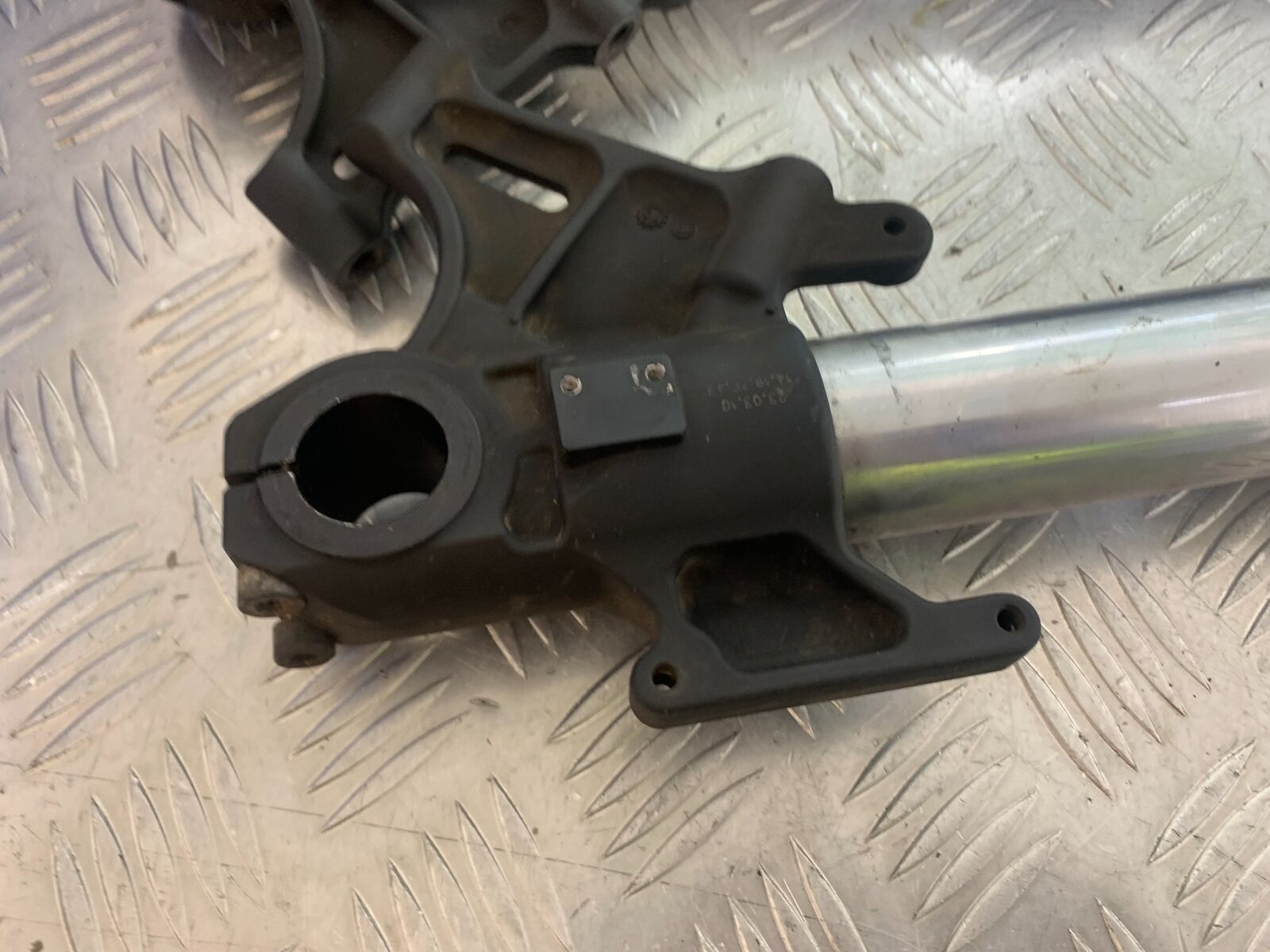 KTM 990 SUPERMOTO T FORKS  YEAR 2010-2011  (CMB1127)