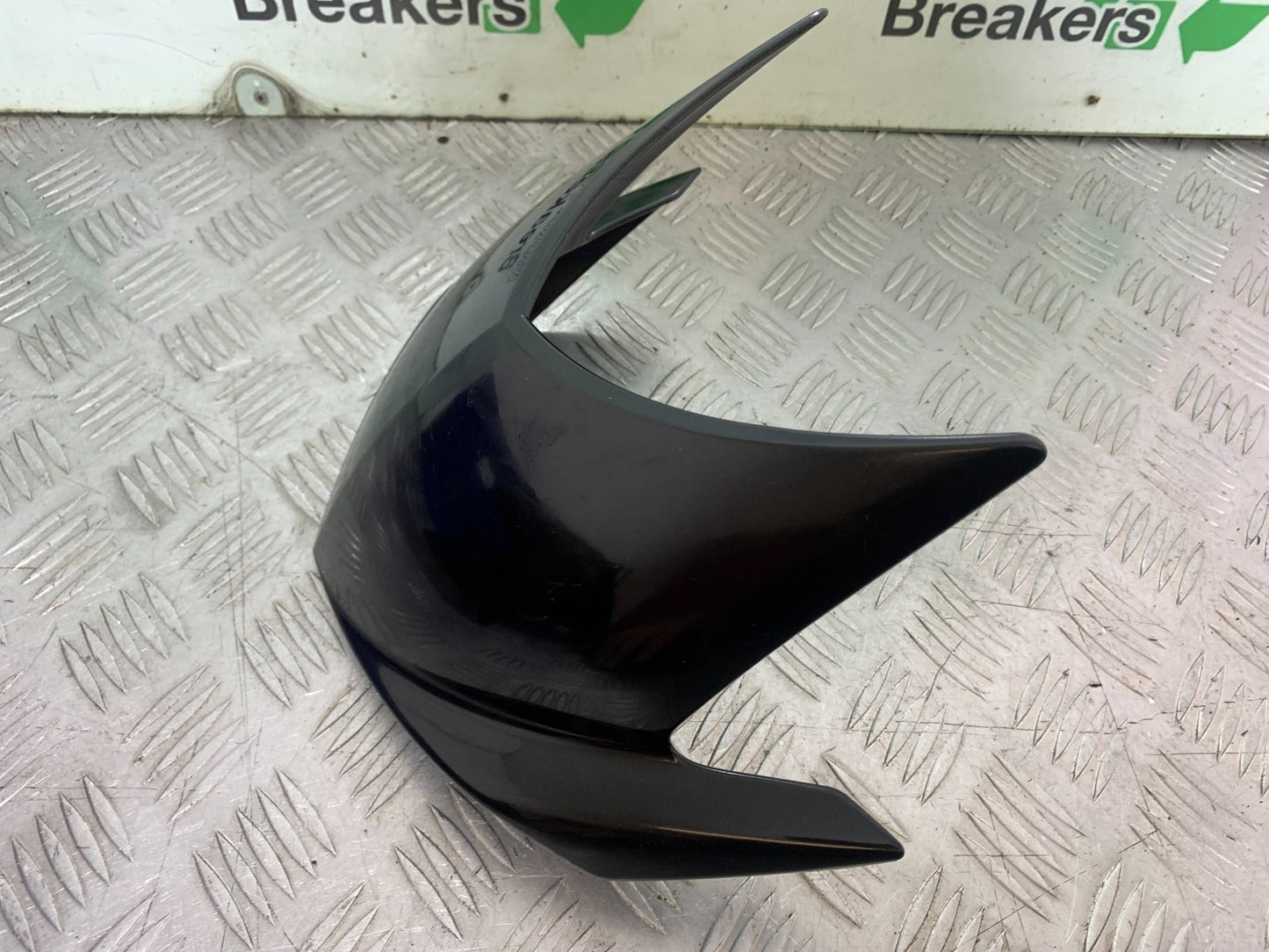 TRIUMPH SPEED TRIPLE R 1050 TOP FAIRING HEADLIGHT COWL    2009 (CMB1183)