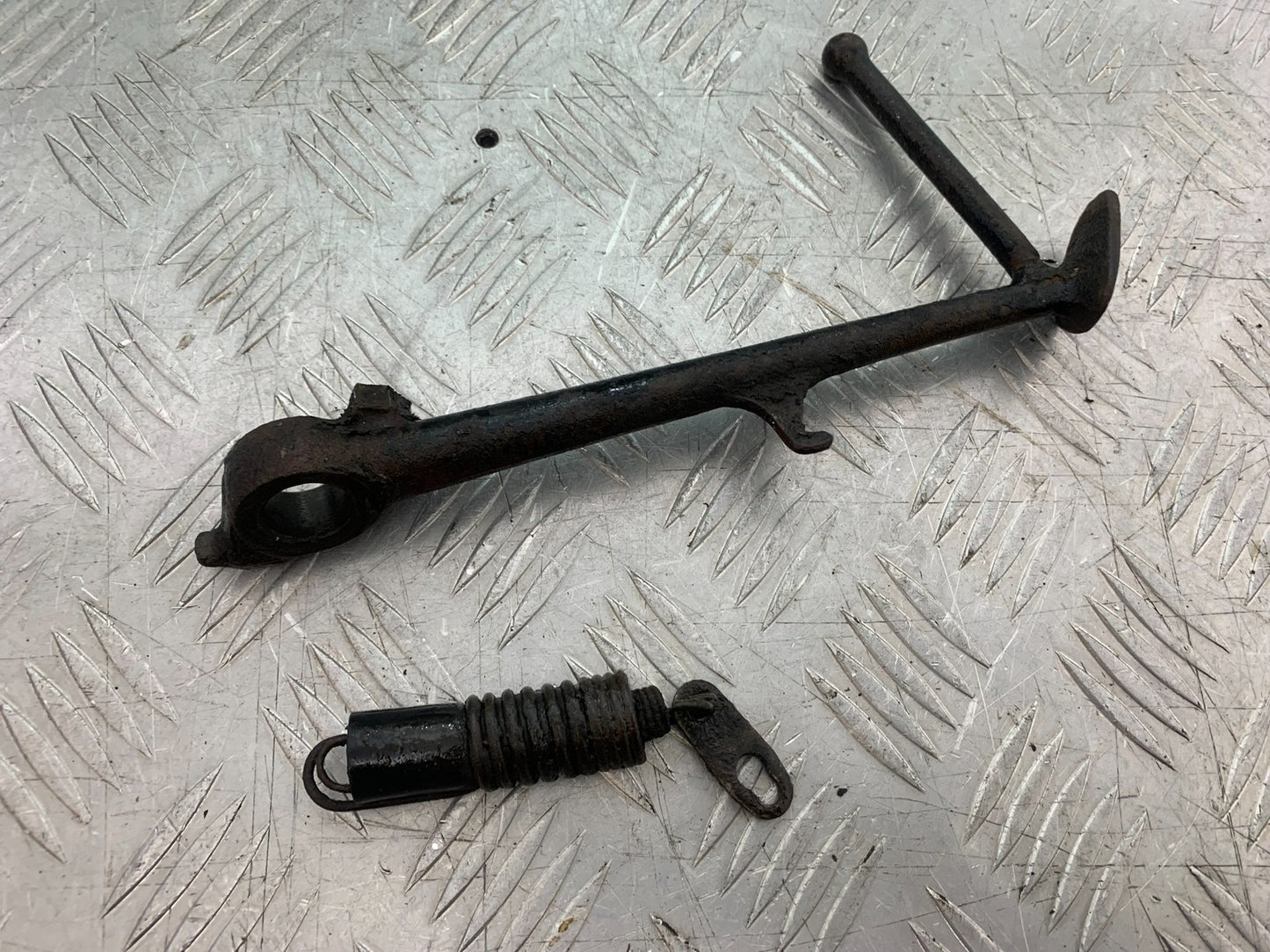 YAMAHA FZS600 FAZER 600 SIDE STAND YEAR 1998-2001 (CMB1267)