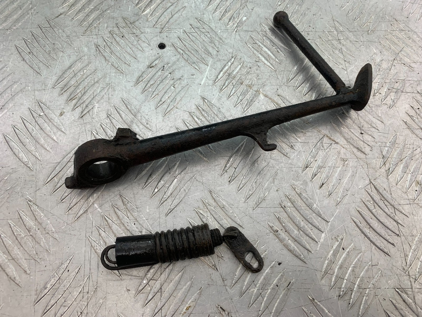 YAMAHA FZS600 FAZER 600 SIDE STAND YEAR 1998-2001 (CMB1267)