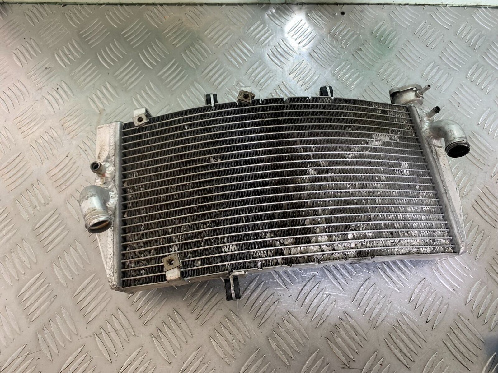 HONDA CBR 929 RRY FIREBLADE RADIATOR  YEAR 2000-01 (CMB1094)